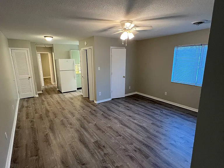 104 Hilltop Rd #3 — Photo 11