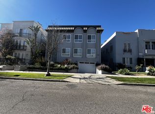 125 S Elm Dr APT 201, Beverly Hills, CA 90212