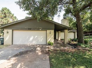 713 Rock Hollow Rd, Edmond, OK 73034