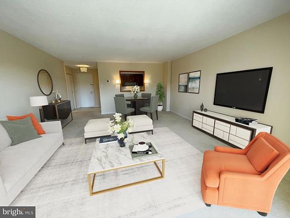 5th image of 200 N Pickett St APT 903
