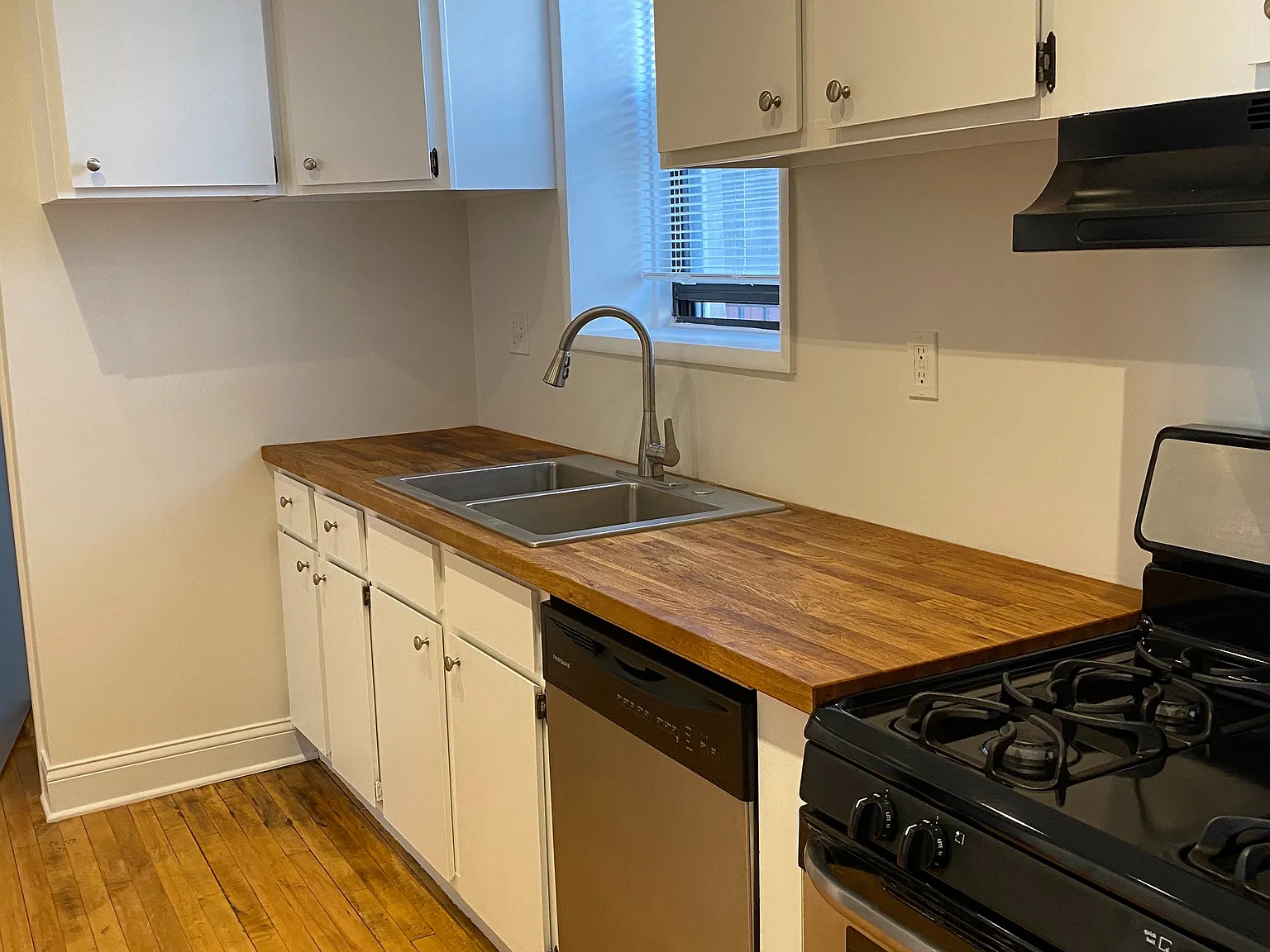 1 bed, 600 sqft, $1,895 — Photo 4