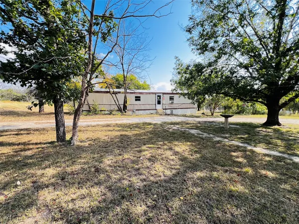808 N Thompson St, Hamilton, TX 76531
