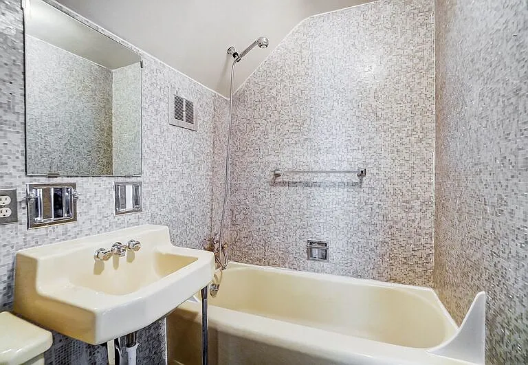 2881 Observatory Ave #2 — Photo 62