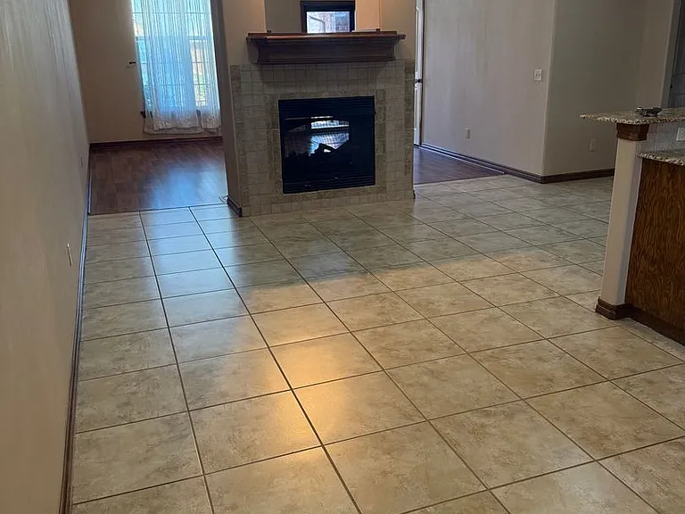 10924 SW 30th Ter — Photo 9