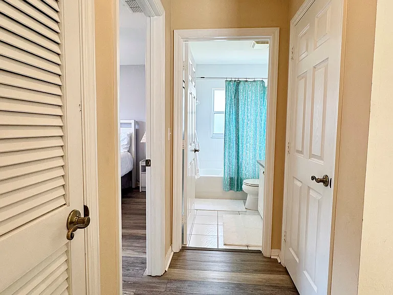 4960 Deerfield Way #201 — Photo 30