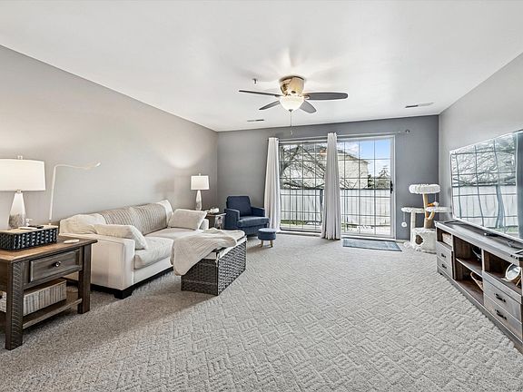 2nd image of 400 Sturdy Rd #8-A