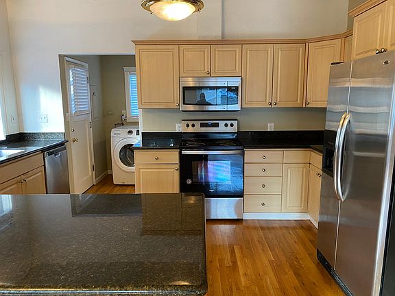 3rd image of 12645 NE 140th St
