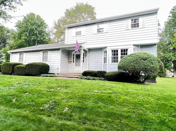 203 Hillcrest Dr, Sayre, PA 18840
