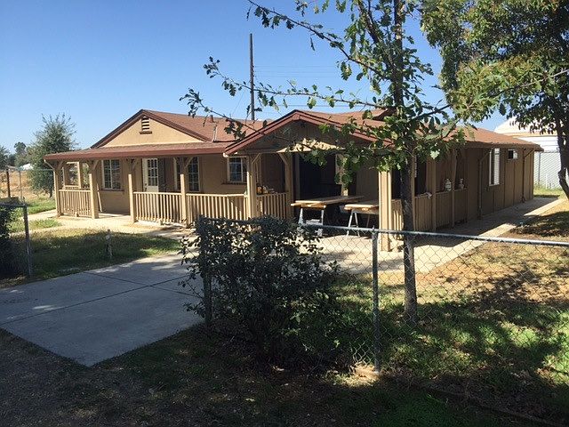 2nd image of 5752 71st St