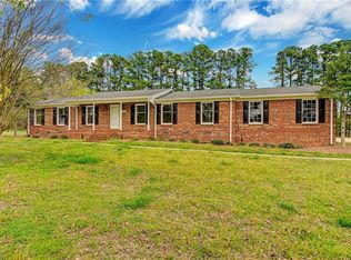 6700 Lantern Ln, Browns Summit, NC 27214