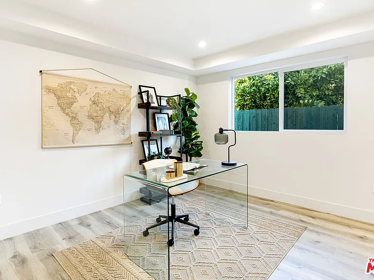 222 N Coronado St #222 — Photo 8
