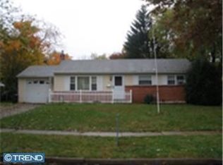 1446 Foster Rd, Warminster, PA 18974