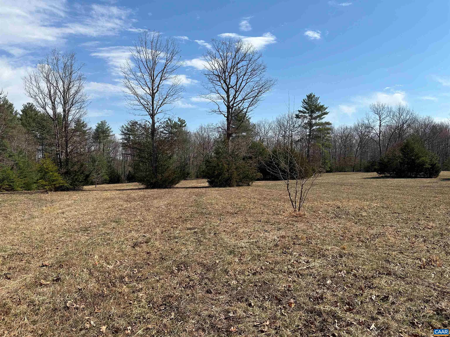 2065 Lindsay Rd photo 1