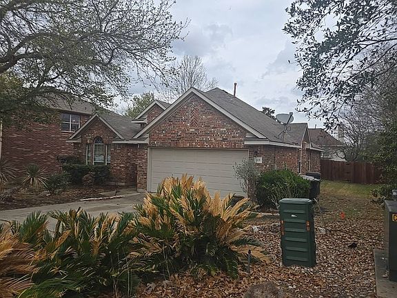 2nd image of 123 Paddington Dr