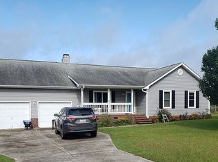 372 Stoney Creek Dr, Sanford, NC 27332