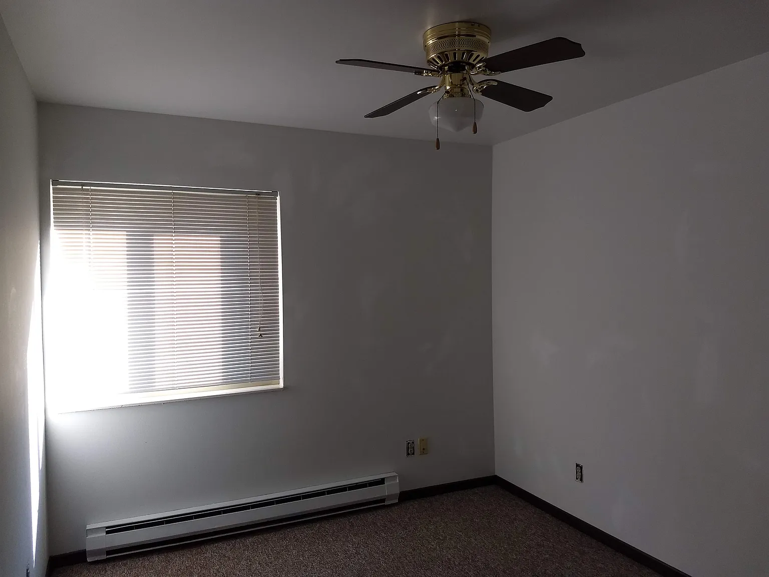 Studio, $675 — Photo 3