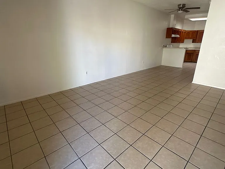 3608 Sampson Ct #B — Photo 3