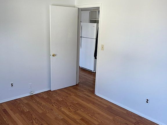 2nd image of 209 Clendenny Ave APT 2