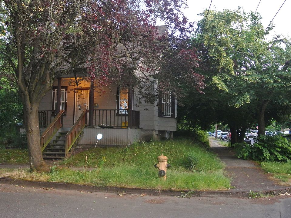 2nd image of 5828 N Harvard St
