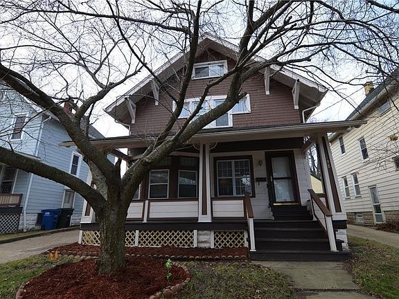 4th image of 1498 Hopkins Ave