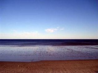 6 Penniman Ln, Hampton, NH 03842