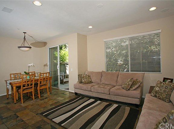 3rd image of 62 Trofello Ln