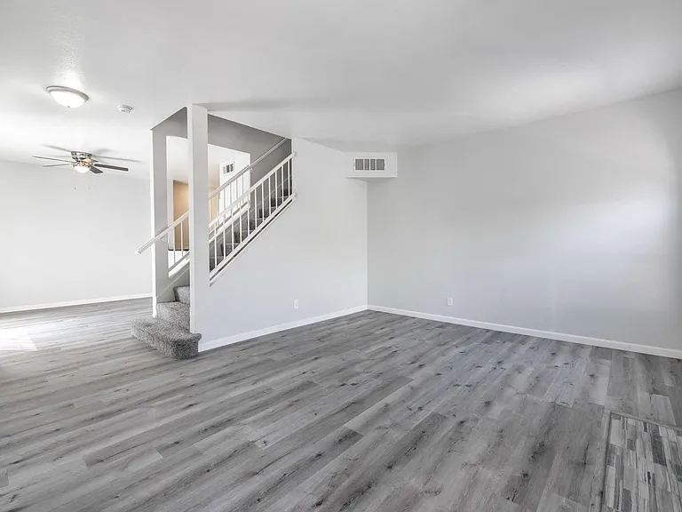 2601 Autumn Blaze Ave — Photo 5