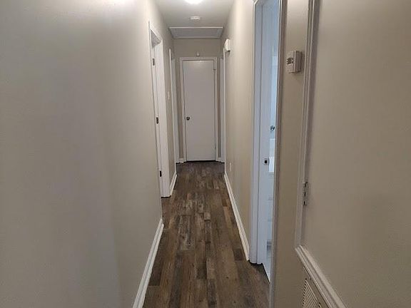 4th image of 111 Sugarcreek Dr