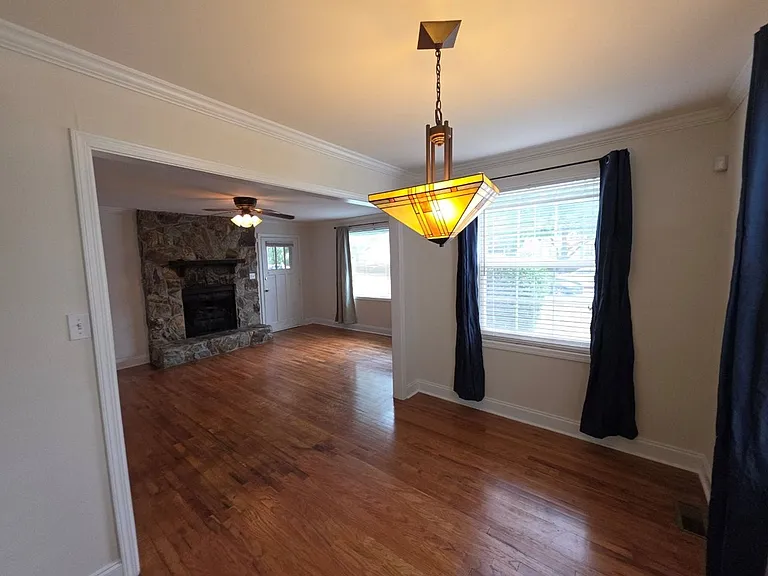 356 Melbourne Ct — Photo 9