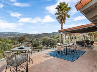 2918 Fairview Dr, Vista, CA 92084