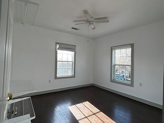 5th image of 240 N York St #C