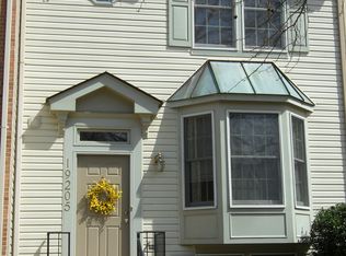 19205 Cross Ridge Dr, Germantown, MD 20874