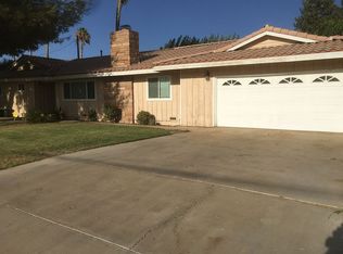 9801 San Emidio St, Lamont, CA 93241