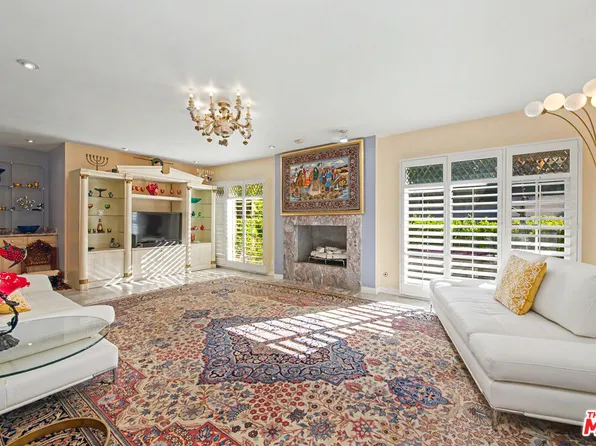 1118 Roscomare Rd, Los Angeles, CA 90077