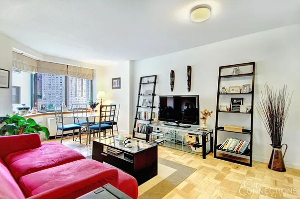 Sold by City Connections Realty | media 1