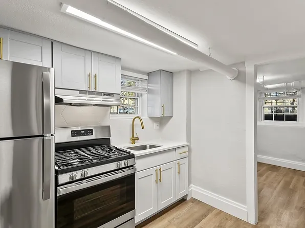 995 Corona St., 995 N Corona St APT 10, Denver, CO 80218