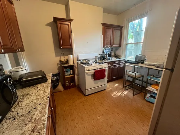 17-19 Putnam Ave, Cambridge, MA