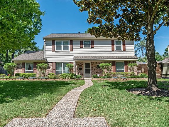 2nd image of 10010 Moorberry Ln