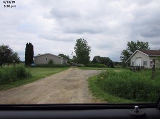 9015 Helen Rd, Vassar, MI 48768