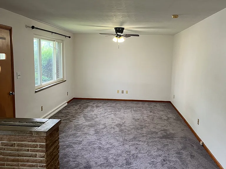 2140 Grice Ln — Photo 5