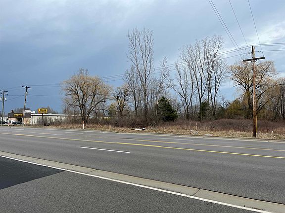 4th image of Nka S Huron Rd