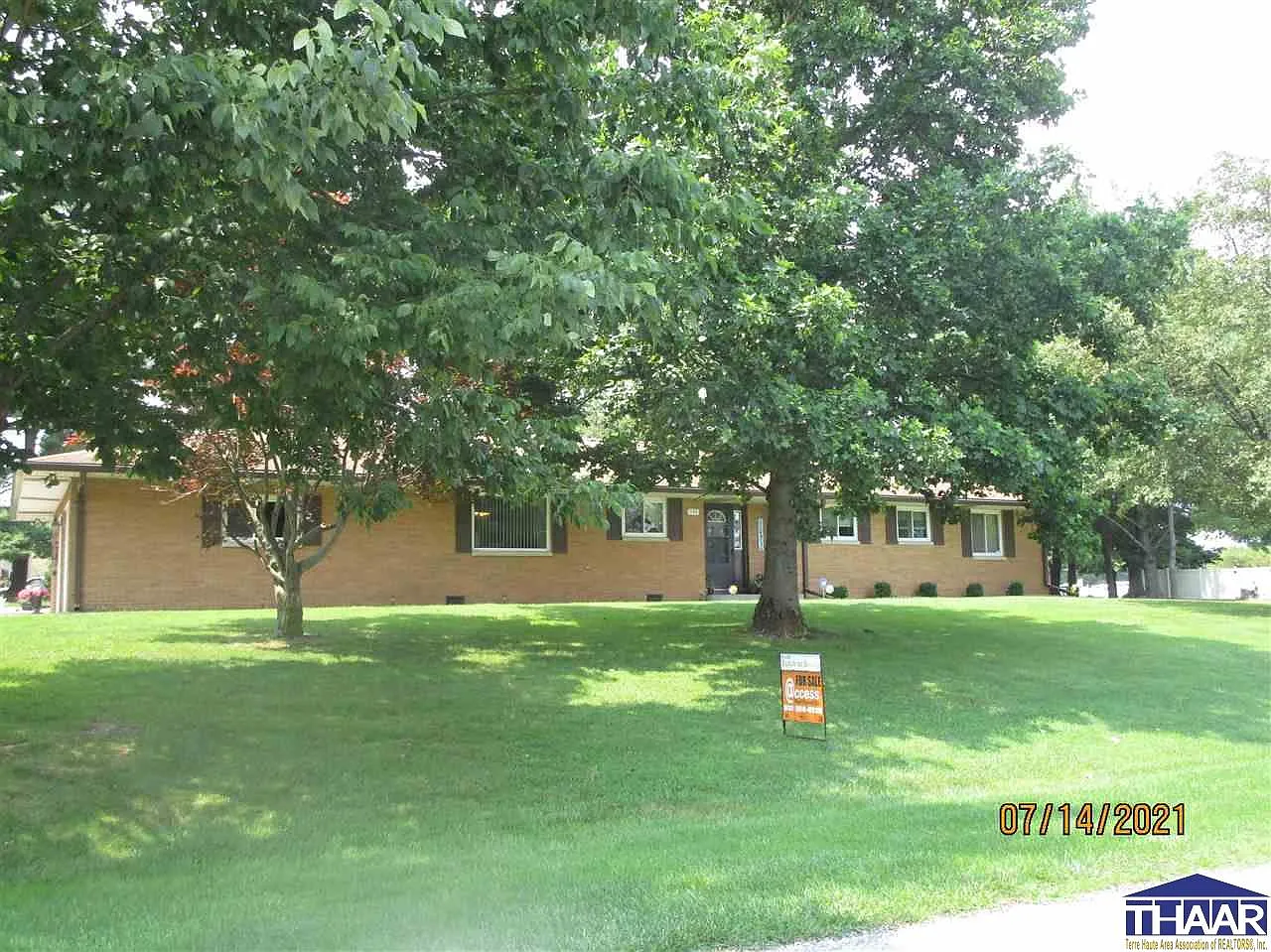 1149 N Sunset Dr photo 1
