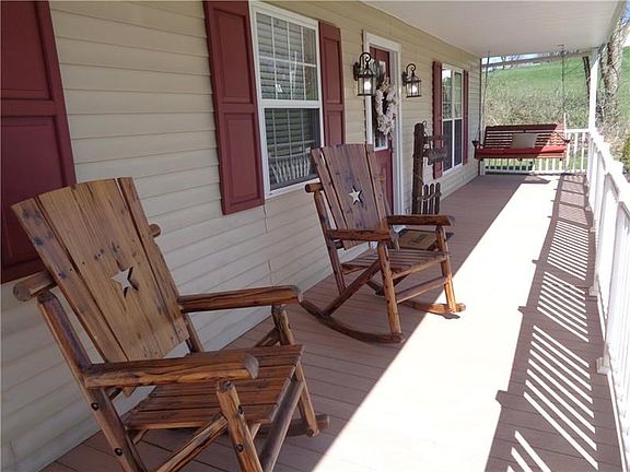 LOVIN THIS COUNTRY FRONT PORCH~