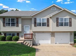 5541 Wagon Train Dr, House Springs, MO 63051