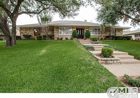 1107 Loch Lomond Ct