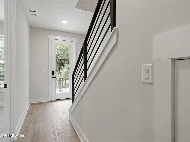 2056 Prudential Dr — Photo 22