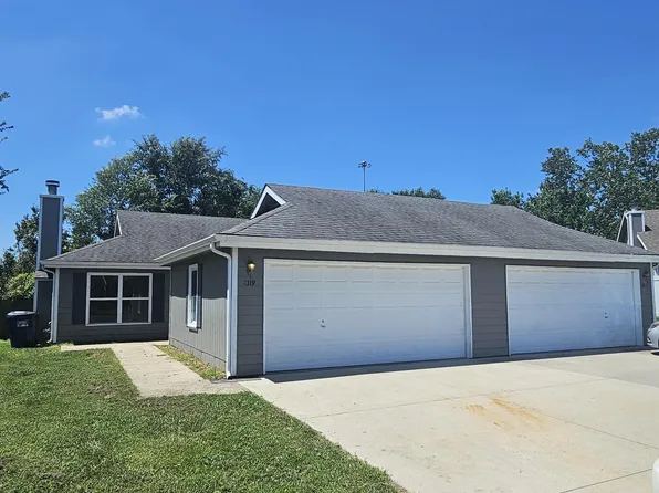 2119-2121 Pikes Peek Pl, Lawrence, KS 66044