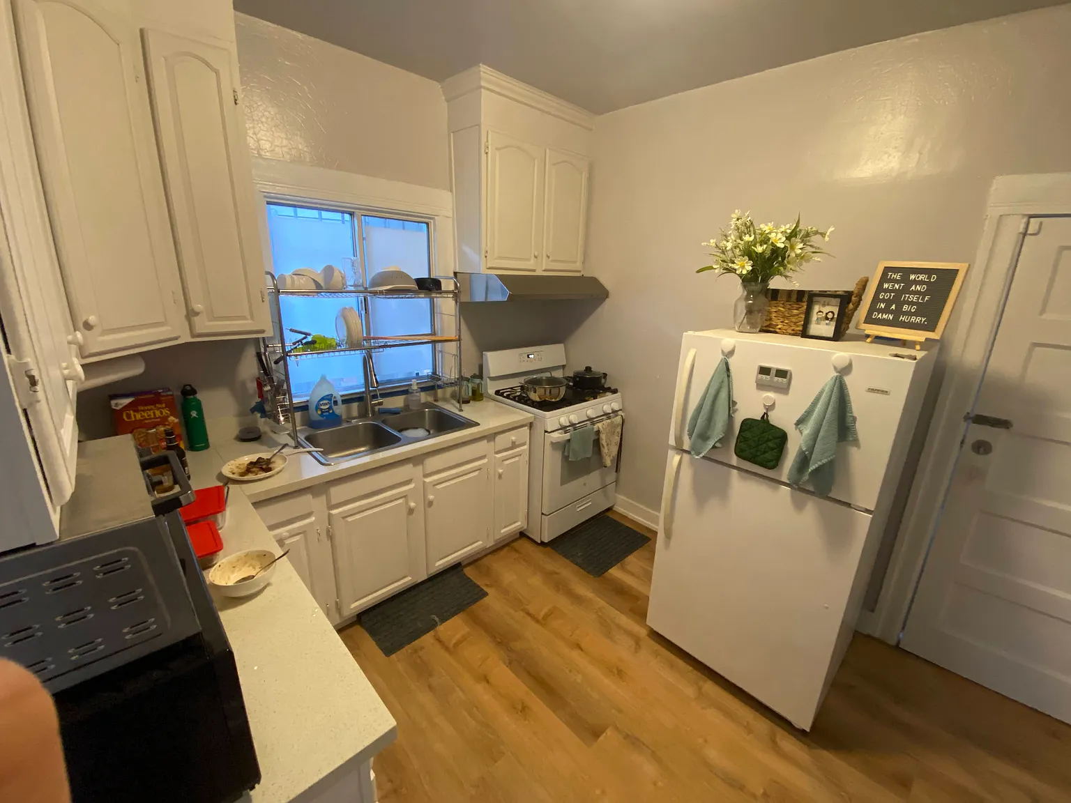 3 bed, 2.5 bath, 1000 sqft, $2,950 — Photo 2