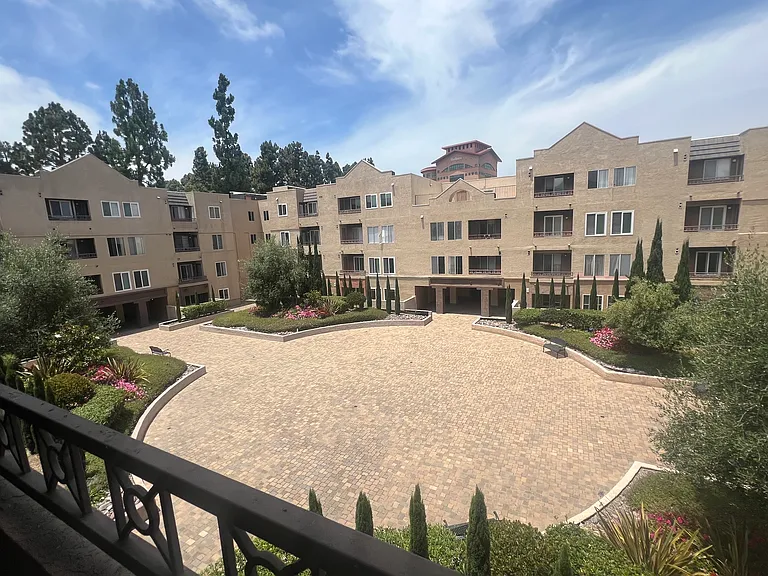 8889 Caminito Plaza Centro #7331 — Photo 13