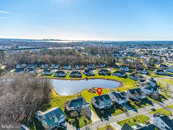 2nd image of 36939 Creekhaven Dr